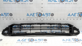 Nissan Rogue 21-23 US built front bumper lower grille, structure