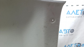 Kia Niro 17-22 gray headliner, under the sunroof, needs cleaning, scratches, creases