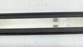 Front left outer door sill plate for Kia Niro 17-22, chrome, scratches on chrome, dry-cleanable