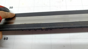 Front left outer door sill plate for Kia Niro 17-22, chrome, scratches on chrome, dry-cleanable