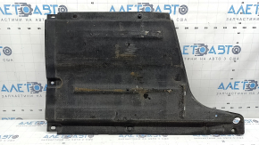The rear right underbody protection of the Hyundai Sonata 20-26 HEV is worn out.