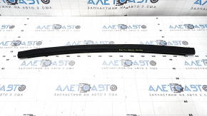 Mitsubishi Outlander 22-26 Type 2 Front Central Hood Seal