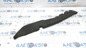The left door-wing seal of the Mitsubishi Outlander 22-26 is dented and torn.