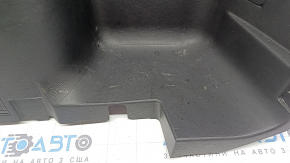 Mitsubishi Outlander 22-26 right arch trim, black, worn