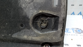 Right underbody protection for Kia Niro 17-22 HEV, PHEV, tears, dented fastener