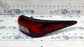 Mitsubishi Outlander 22-26 right outer fender light