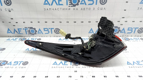 Mitsubishi Outlander 22-26 right outer fender light