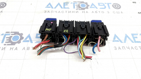 Mitsubishi Outlander 22-26 2.5 liter underhood relay box, black, without wiring
