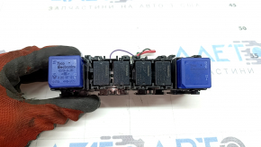 Mitsubishi Outlander 22-26 2.5 liter underhood relay box, black, without wiring