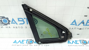 Hyundai Santa FE 19-23 front left triangle door glass, glossy black trim, scratches