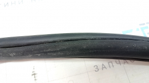 The front left door seal for a VW Jetta 19-26 is worn out.