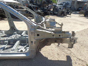 Mitsubishi Outlander 22-26 front right quarter panel with eyepiece, on the body, silver