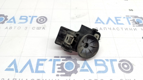 Upper left radiator bracket for Land Rover Range Rover Velar 18-23 2.0T, 3.0T, 5.0T (plastic + rubber)