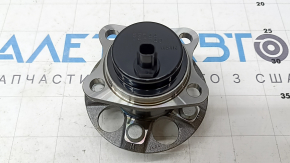 Rear right hub Toyota Prius 30 10-15