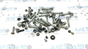 Incomplete rear suspension hardware for Hyundai Santa FE 21-23