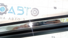 Rear right glass seal with molding for Hyundai Santa FE 21-23, chrome, worn