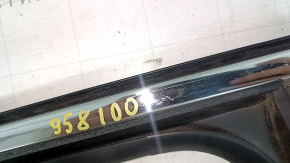 Rear right glass seal with molding for Hyundai Santa FE 21-23, chrome, worn