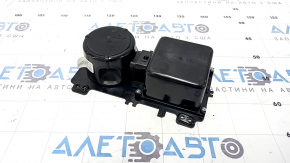 Land Rover Range Rover Velar 18-23 Center Console Storage Pocket with Cup Holder