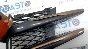 Right front bumper grille for Land Rover Range Rover Velar 18-23, gloss black with beige moldings, chips, worn