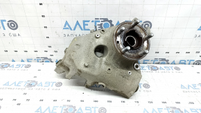 The rear left axle shaft with hub for a Land Rover Range Rover Velar 18-20 has microcracks.