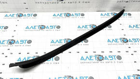 Left windshield molding for Hyundai Santa FE 19-23, gloss black, broken, scratches, broken mount