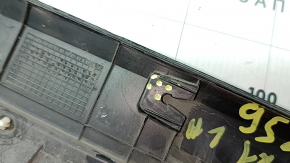 Left threshold Hyundai Santa FE 19-23 structure, broken fasteners, scratch