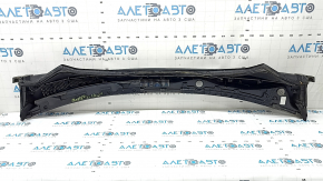 Plastic windshield wiper grille for Hyundai Santa FE 21-23 with nozzles and seal