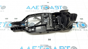 Front right door handle mechanism for a 19-26 Porsche Cayenne