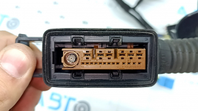 Wiring for the front right door of a 19-26 Porsche Cayenne for keyless entry and a camera