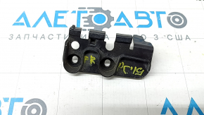 Front right fender arch lining bracket for Porsche Cayenne 19-26