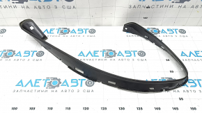 Front right headlight seal for Porsche Cayenne 19-23