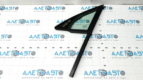 Front left triangle door glass for a Porsche Cayenne 19-26