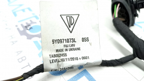Left TV wiring for a 19-26 Porsche Cayenne
