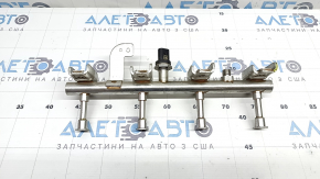 Land Rover Range Rover Velar 18-26 2.0T Fuel Rail with Sensor