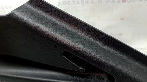 Right arch trim for a 19-23 Porsche Cayenne, black, without a CD player, scratches, broken mount