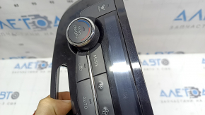 Nissan Rogue 17-20 auto climate control, scratches