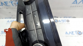 Nissan Rogue 17-20 auto climate control, scratches
