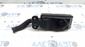 Land Rover Range Rover Velar 18-20 dash fuse box without wiring
