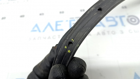 The door seal, side rear left rear Land Rover Range Rover Velar 18-23, tears in fasteners, worn