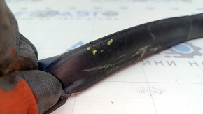 The door seal, side rear left rear Land Rover Range Rover Velar 18-23, tears in fasteners, worn