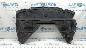 Nissan Rogue 14-20 engine guard, broken, missing fragment