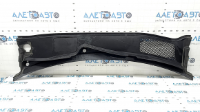 Plastic windshield wiper grille for Porsche Cayenne 19-26, scratches, filed down