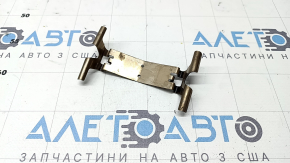 Front right brake pad retaining bracket for Porsche Cayenne 19-26