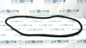 Rear right door seal for Porsche Cayenne 19-23