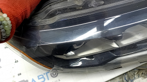 Nissan Rogue 17-18 LED front right headlight, varnish peeled off