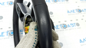The steering wheel is bare, Porsche Cayenne 19-23, black leather, heated, with buttons, paddles, and a control unit, scratches.