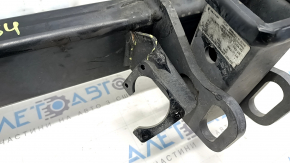 The towbar of a Porsche Cayenne 19-23 is bent, and the socket mount is damaged.