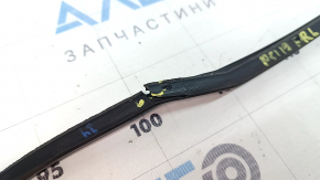 Door seal, side rear left front Porsche Cayenne 19-26, tears