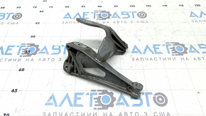 Upper engine mount bracket for Porsche Cayenne 19-26 2.9T, 3.0T, 4.0T on the body