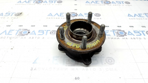 The rear right hub of a Ford Bronco Sport 21-26 AWD is rusty and has a broken bolt.